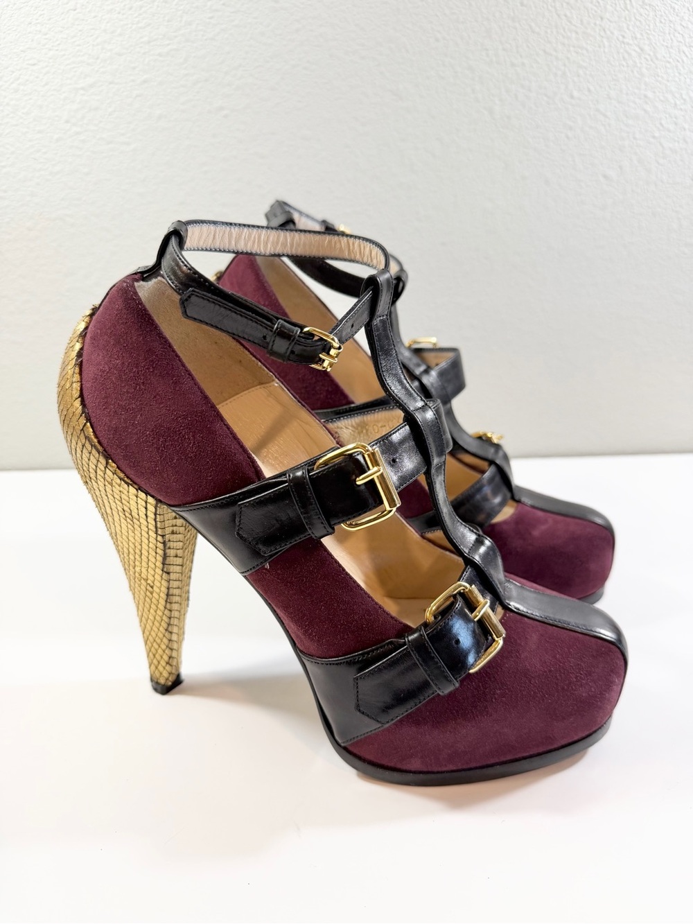 3.1 Phillip Lim Burgundy Suede Caged Platform Heels 36 Gold Reptile